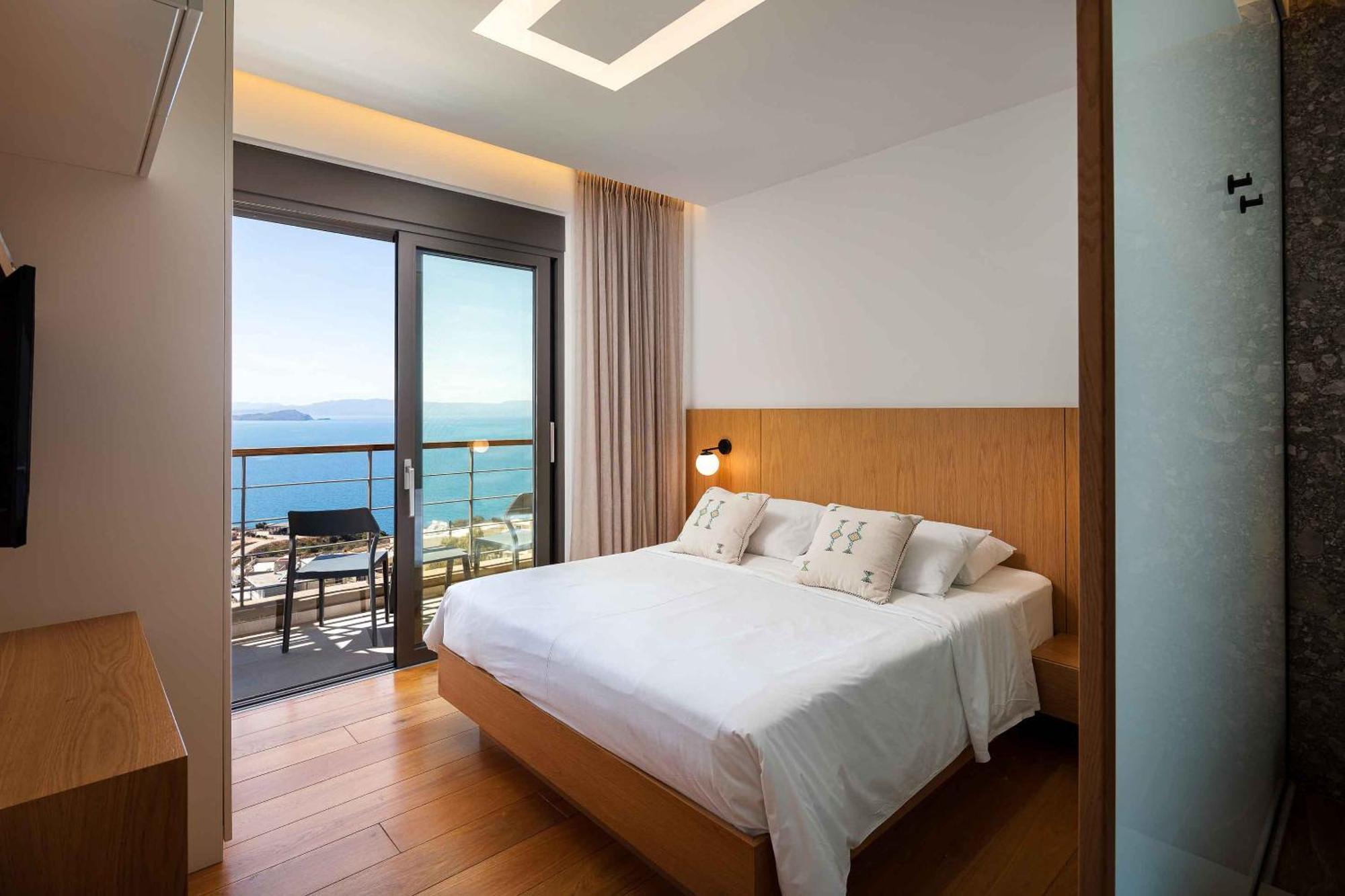 Omnia Luxury Villas - "Heated" Pools & Breathtaking Seaviews! Chania  Exterior photo