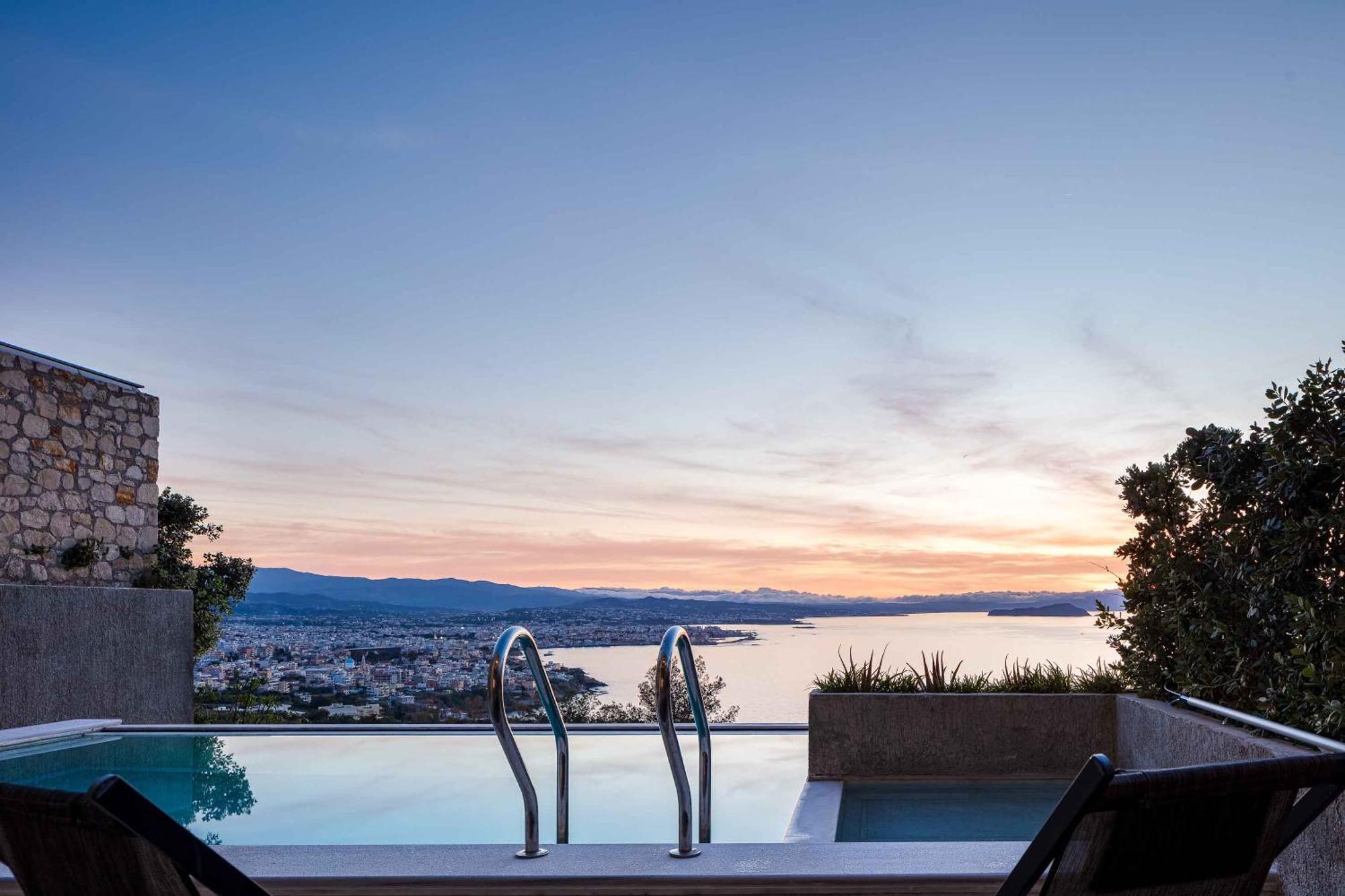 Omnia Luxury Villas - "Heated" Pools & Breathtaking Seaviews! Chania  Exterior photo