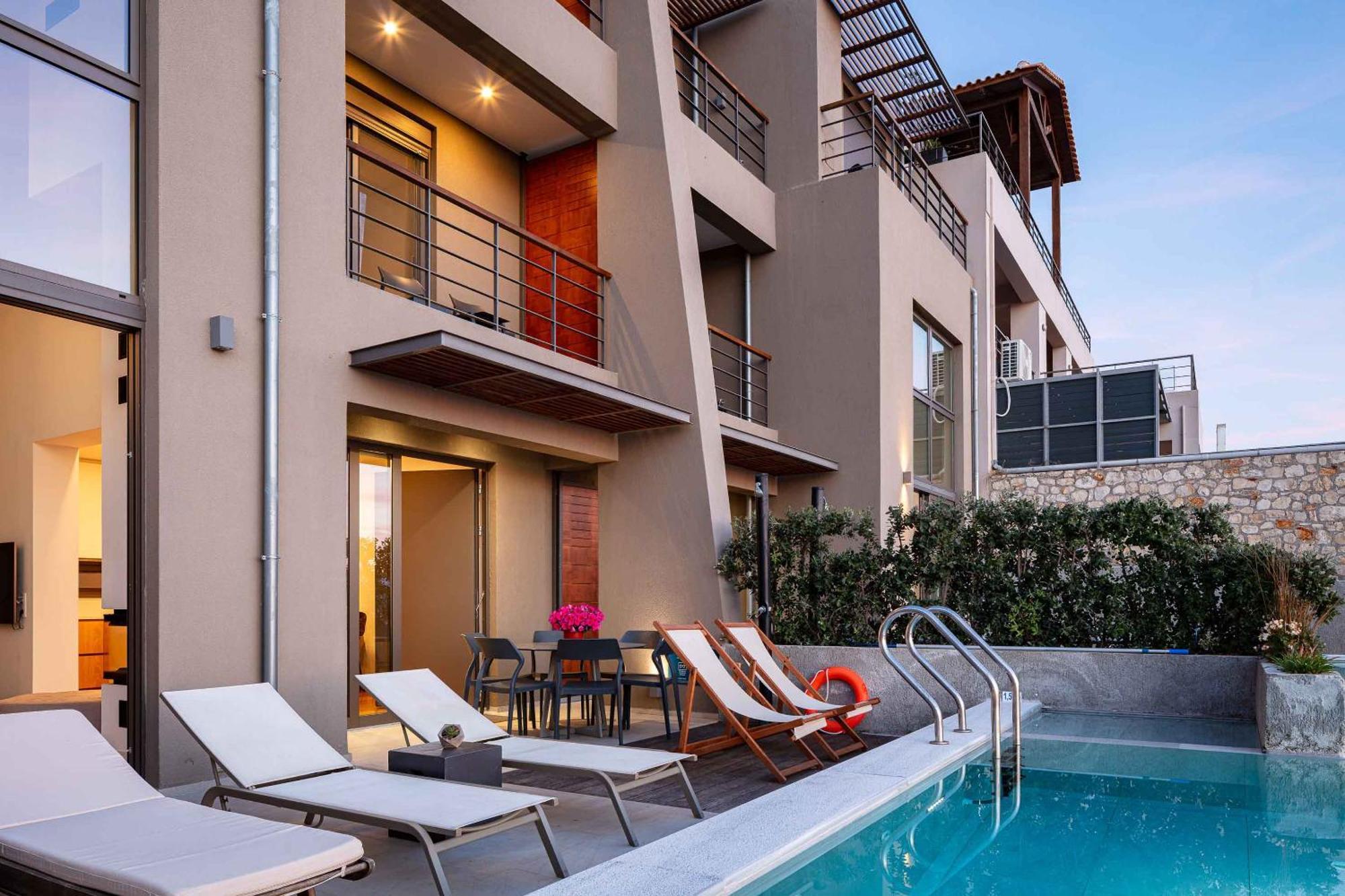 Omnia Luxury Villas - "Heated" Pools & Breathtaking Seaviews! Chania  Exterior photo